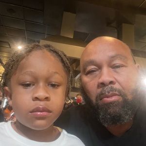 Meet your Posher, Raymond